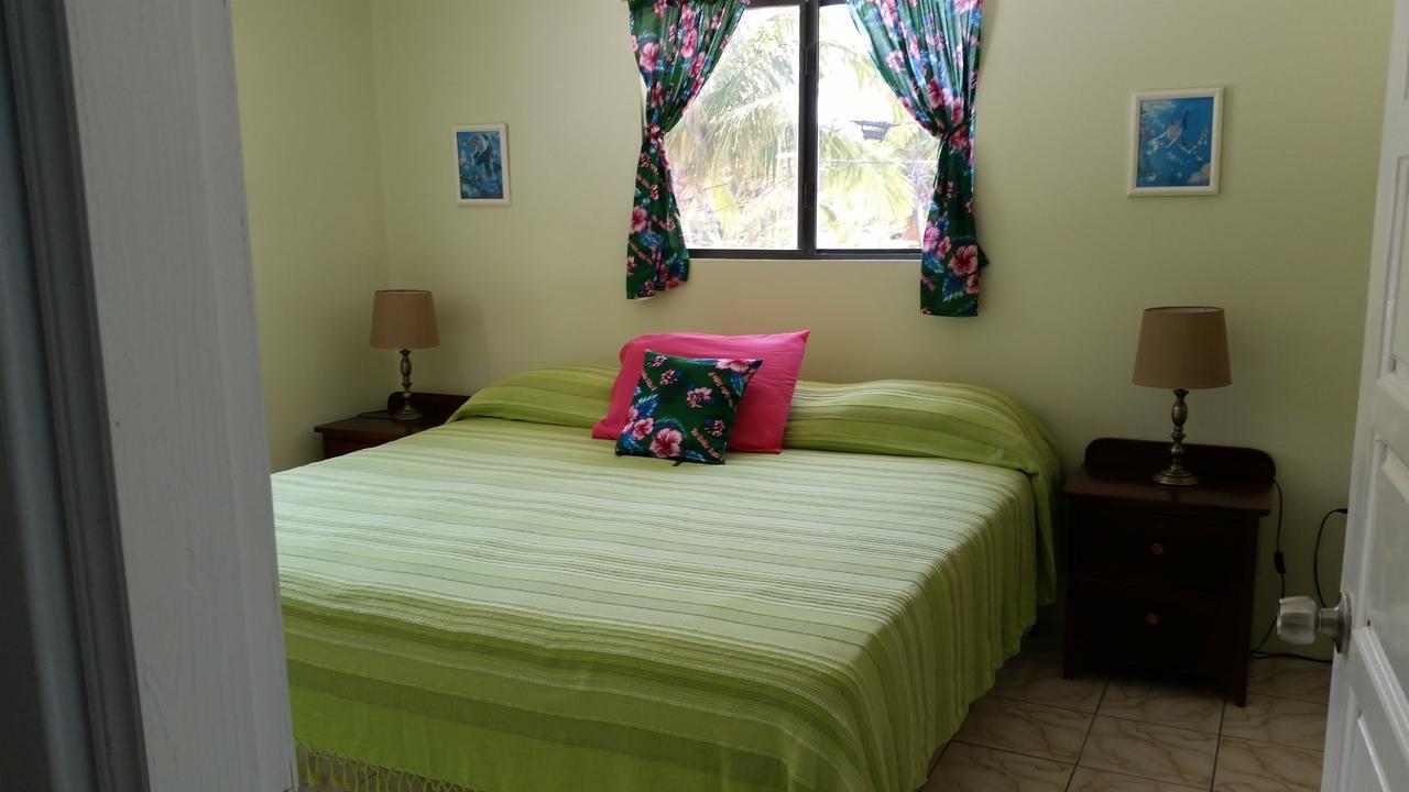 Barefoot Beach Belize Caye Caulker Luaran gambar